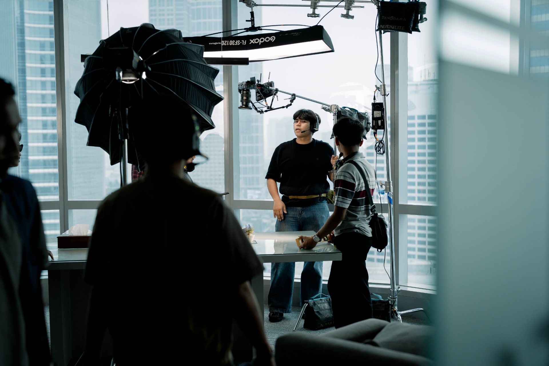 FOCUS ON YOUR VISION. WE’LL HANDLE THE GEAR.